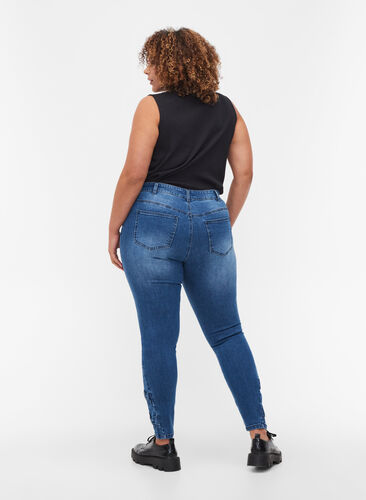 Super slim fit Amy jeans met strikje, Dark blue, Model image number 1